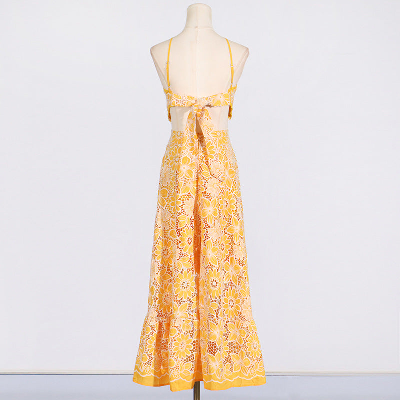 商品No.K0092【購入商品】セクシーなバケーションドレス 夏 パターンプリント ホルターネック ウエストホロウアウト サスペンダードレス レディース