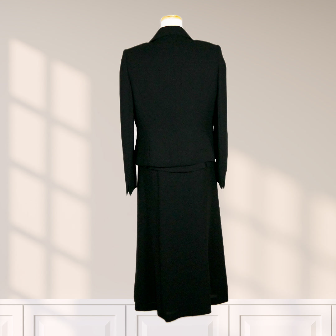 No.R-112 喪服・礼服 ジャケット、ブラウス、スカート他6点セット 4日間レンタル料金3,900円